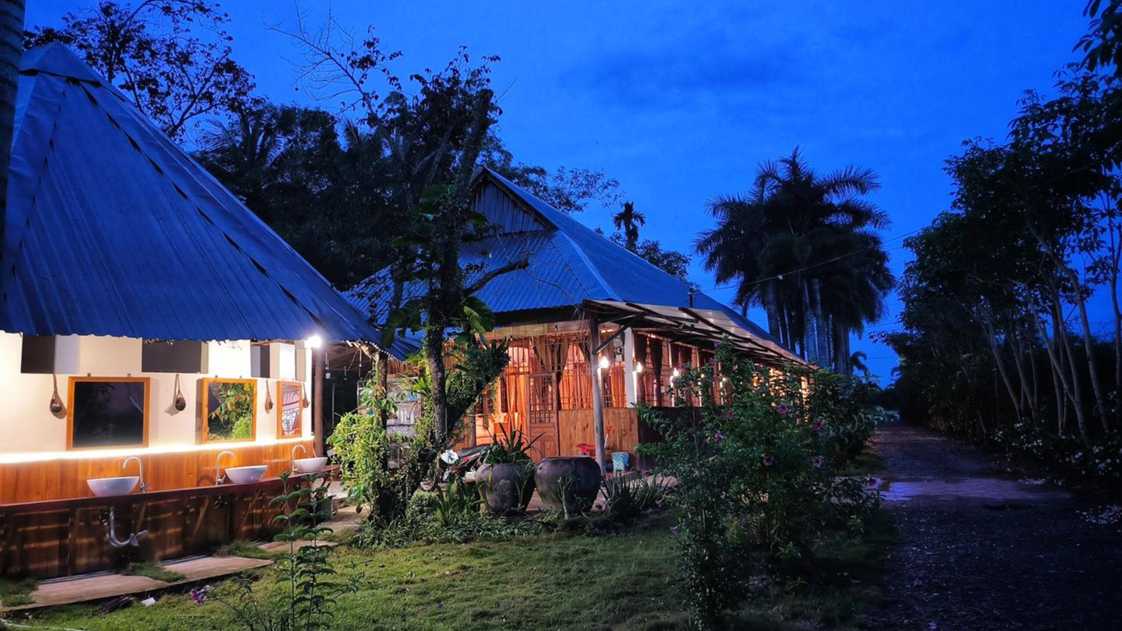 Homestay CBT Chợ Nổi Ngã Năm